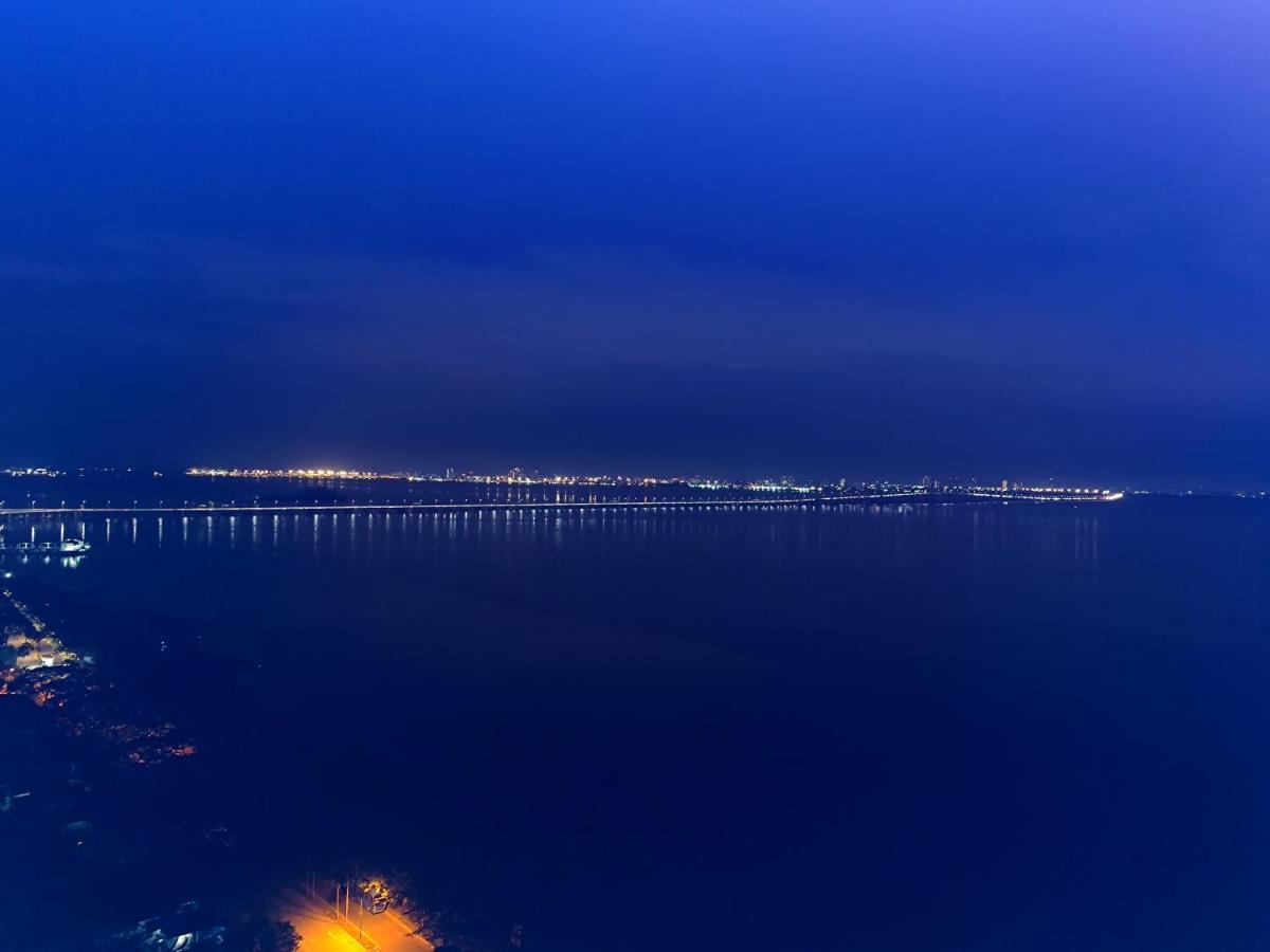 Infinite Seaview With Penang Bridge Suite With Sunrise Up To 11 Person Bayan Lepas Exterior foto